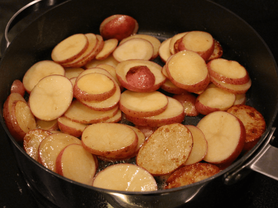 Pannestekte poteter - steking